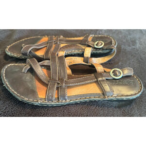Born Brown Womens Size 9 Leather Thong Sandals Strappy Comfort Casual Shoes